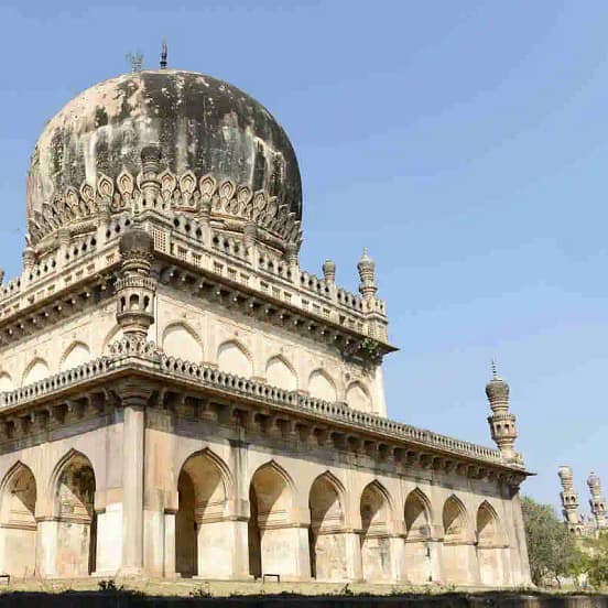 7 tombs in hyderabad
